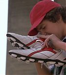2003-Shia-LaBeouf-as-Stanley-Yelnats-in-Disneys-HOLES-HD-screencaptures-0017.jpg