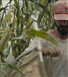 2019-Shia-LaBeouf-as-Tyler-in-The-Peanut-Butter-Falcon-HD-Screencaptures-0403.jpg
