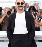 May182025-SlausonRecPhotocallatCannes--0066.jpg