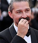 May182025-ThePhoenicianSchemeRedCarpetatCannes--0045.jpg