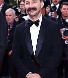 May182025-ThePhoenicianSchemeRedCarpetatCannes--0062.jpg